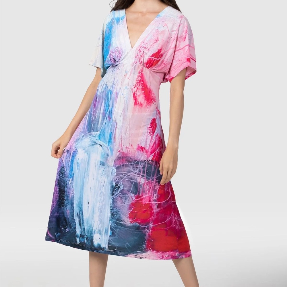 SARAH V-NECK DRESS - ABSTRACT SAILING